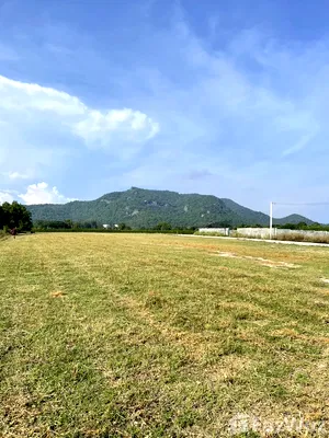 Land for sale Prachaubkirikhan : Land for sale in Hin Lek Fai, Prachuap Khiri Khan