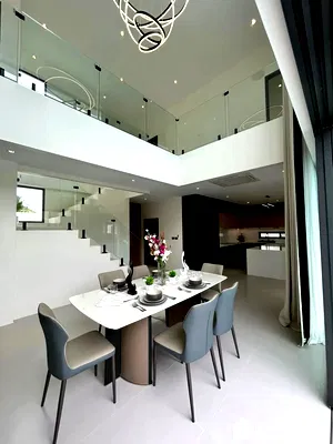 Houses for sale Ra Wai Beach Phuket : 4 Bedroom Villa for sale in Rawai, Phuket