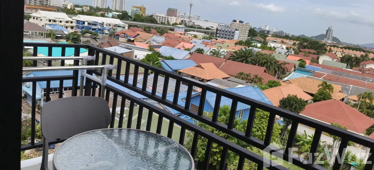 picture Fully furnished top floor condo with great city view - 3/10