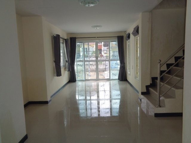 picture FOR SALE  HOUSE PROPERTY  1955000 BAHT. - 7/8