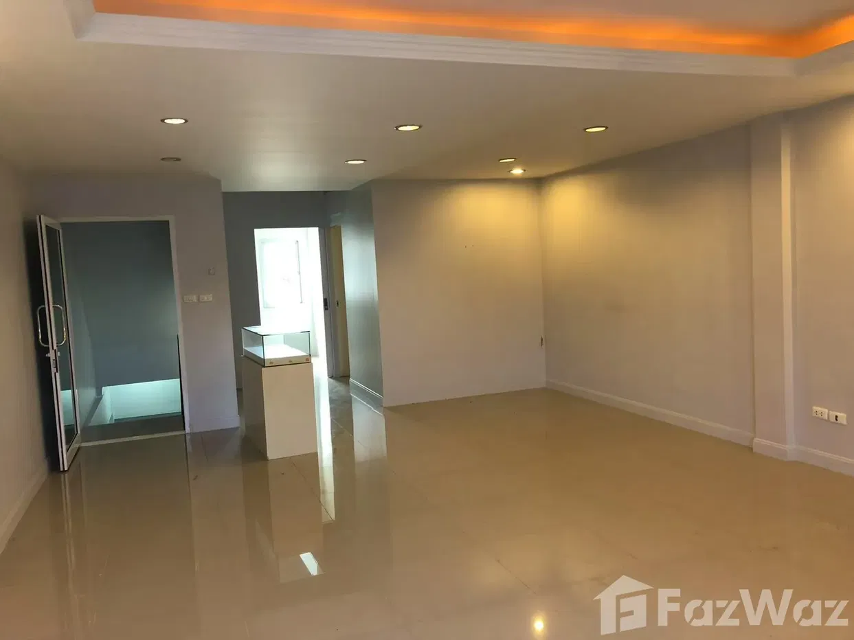 picture 5 Bedroom Villa for sale in Chalong, Phuket - 4/18
