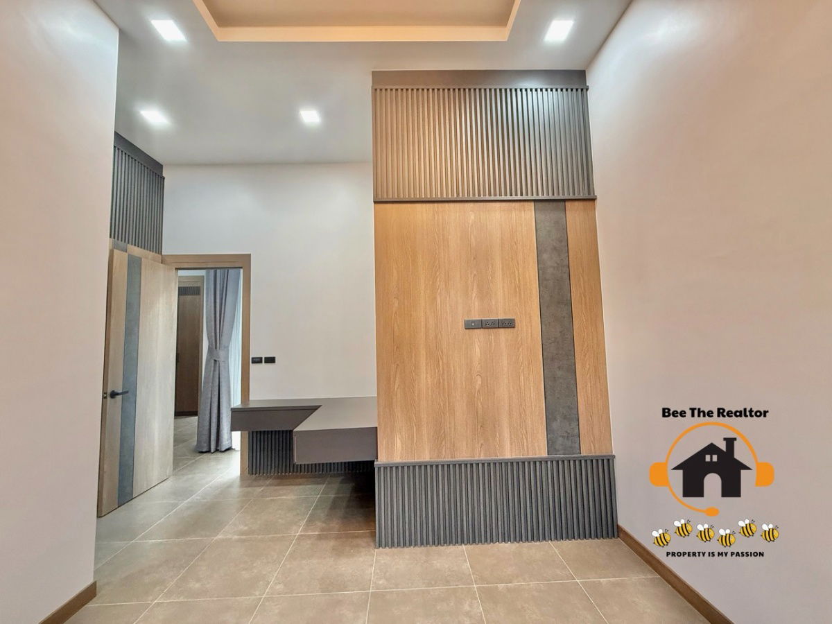 picture Luxury Pool Villa for Sale – Mabprachan Area - 27/29
