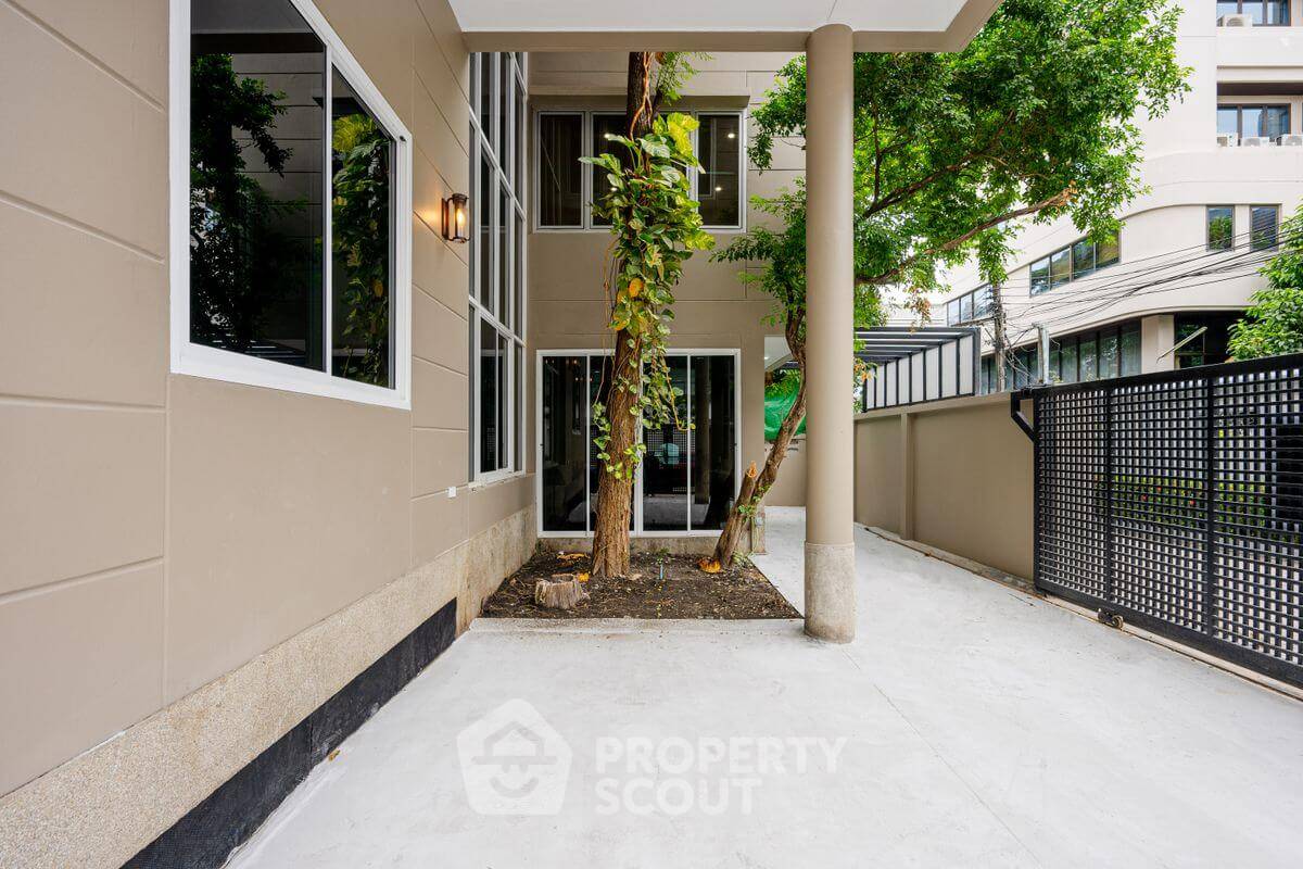 รูป บ้าน 5-ห้องนอน ใกล้ BTS หมอชิต (ID 2251804) - รูปที่ 6/32