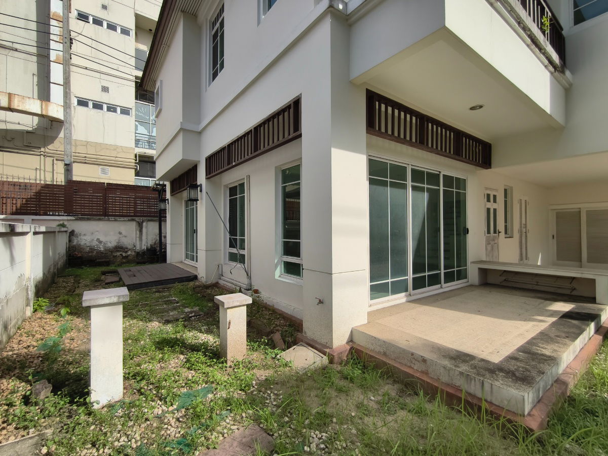 picture Affordable gem on Ratchaphruek Road!! Spacious single house for sale at Sivalee Pinklao–Sathorn, 71.3 sq.wah, right next to The Crystal. - 4/22