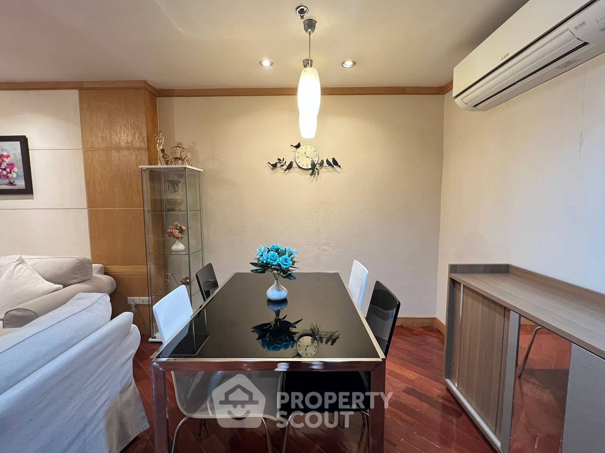 picture 2-BR Condo at Asoke Place near MRT Sukhumvit (ID 1529378) - 8/10