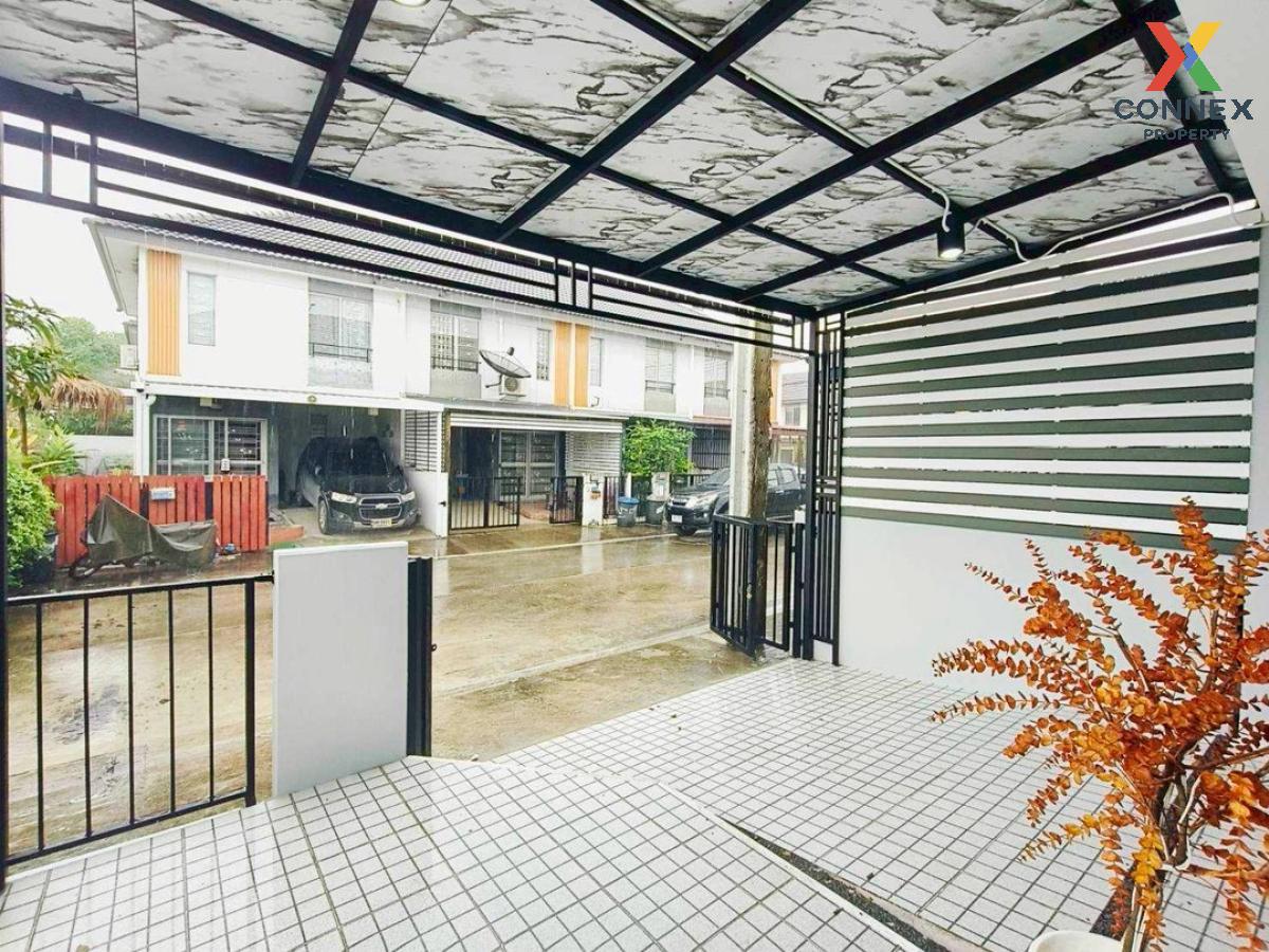 picture For Sale Townhouse/Townhome  , Baan Pruksa 105 Chalong Krung - Ladkrabang , corner unit , newly renovated , Thap Yao , Lat Krabang , Bangkok , CX-127471 ✅ Live chat with us ADD LINE @connexproperty ✅  - 3/12