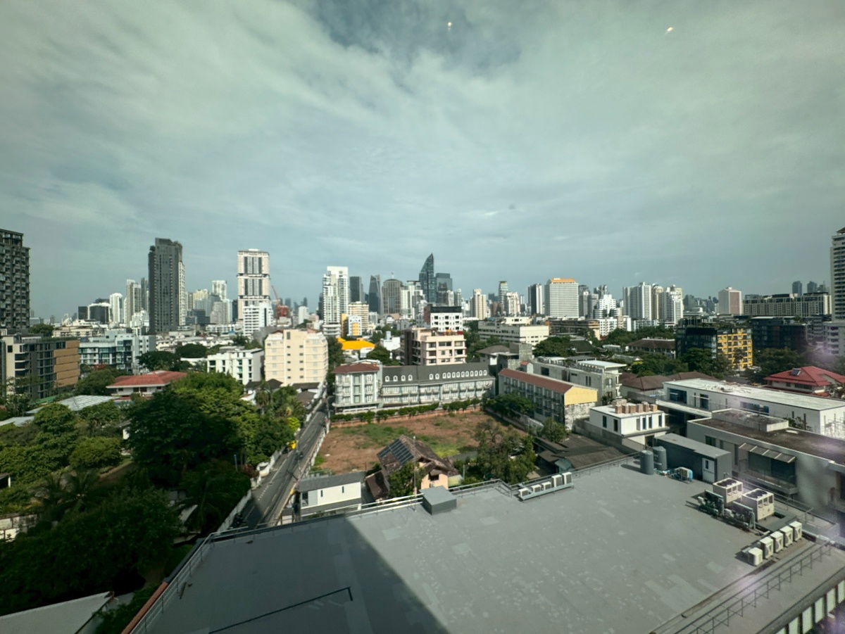 รูป The Bangkok Thonglor 2 bedrooms NICE DECORATION READY TO MOVE IN - รูปที่ 10/11