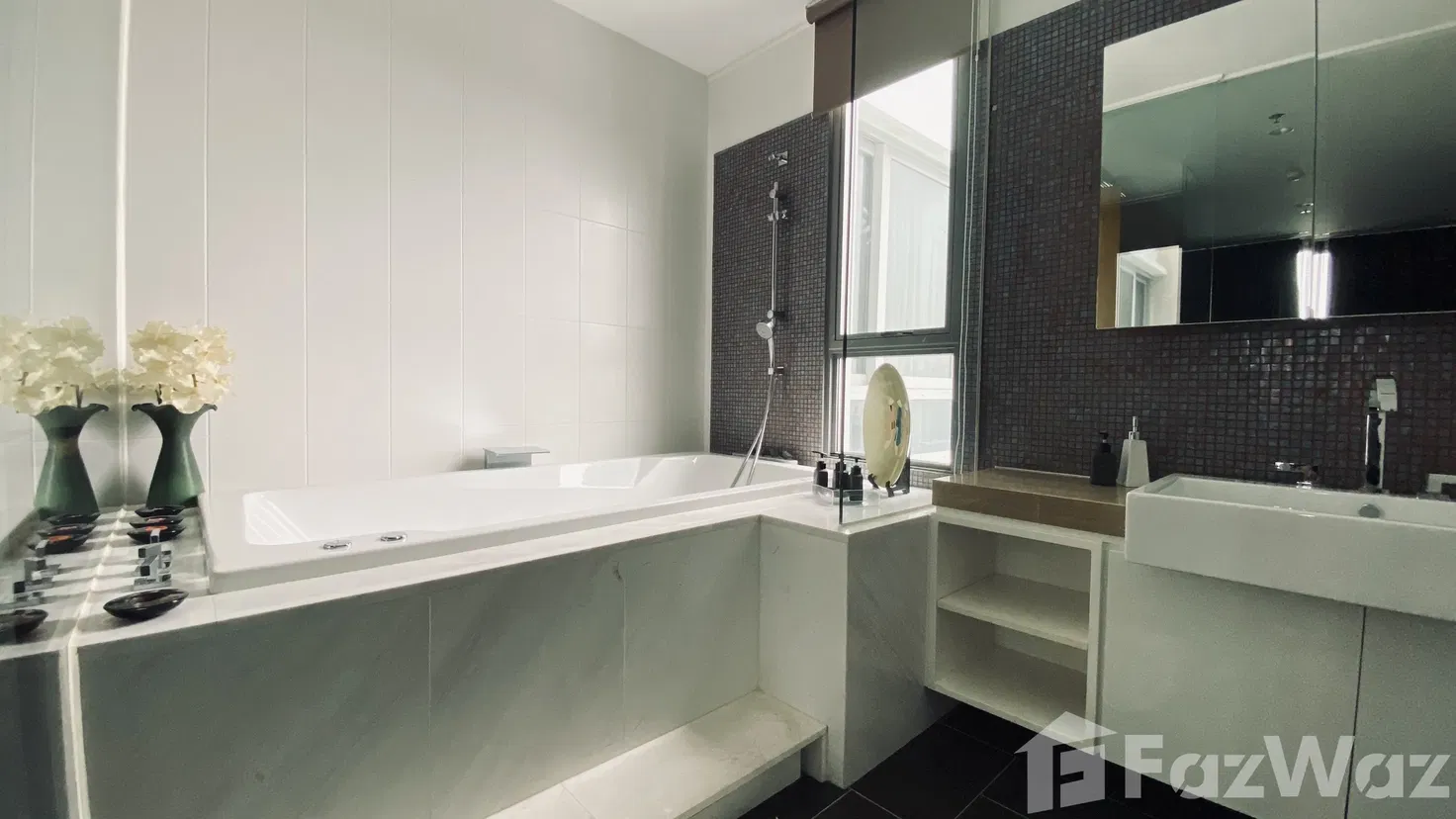 picture 2 Bedroom Condo for rent at Northpoint  1069366 - 10/10