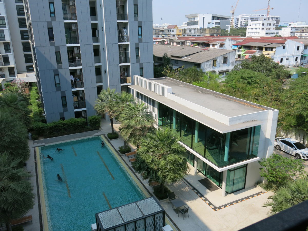 picture For Rent or Sale iCondo Ngamwongwan, 5th Floor, Building L1, 1 Bedroom, 1 Bathroom, fully furnished with electrical appliances, pool view - 11/13