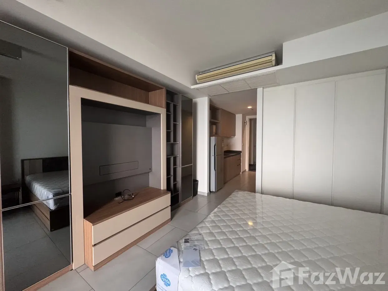 picture Nice Studio sea view in Zire Wongamat in North Pattaya, Patt - 1/8