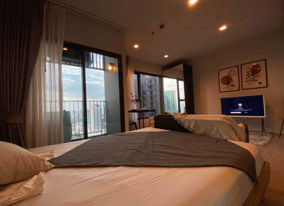 picture #R5687  🎉 130868 Condo for rent  Life Asoke - Rama 9 - 4/8