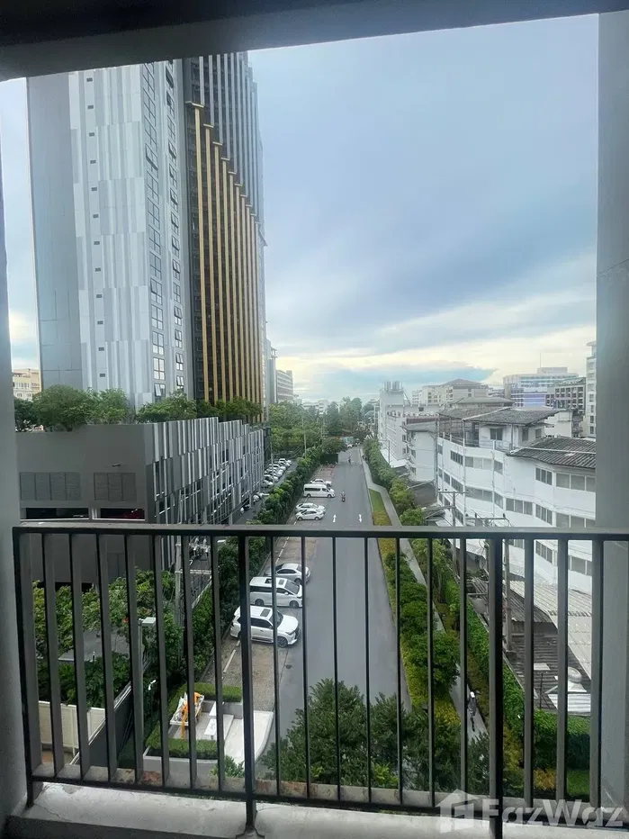 picture The Base Central Pattaya - 16/16