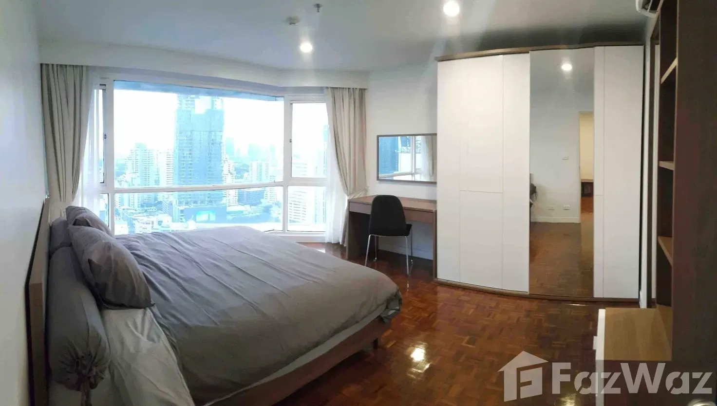 picture 2 Bedroom Condo for sale at Sukhumvit Suite - 10/17