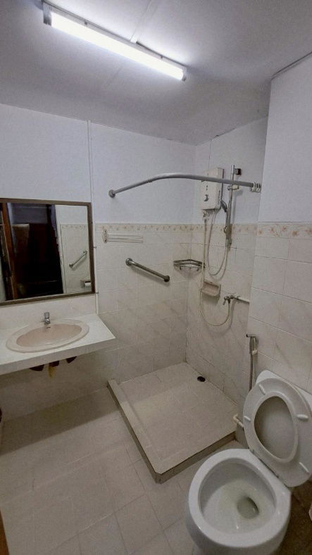 picture Home office for rent in Ekkamai area, Soi 22, easy to travel in the heart of the city, suitable for living or doing offices - 13/17