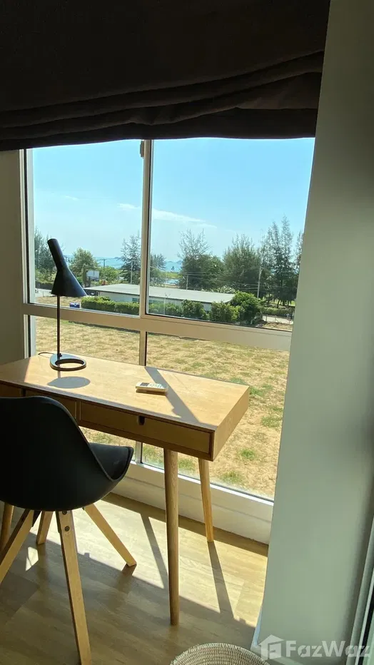 picture Modern 2-Bedroom Condo for Rent at The Breeze, Khao Takiab - 13/22