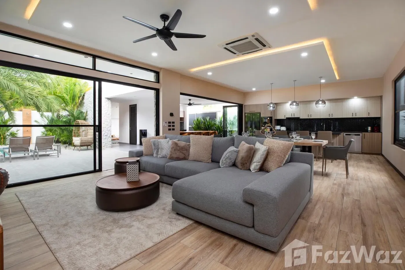 picture 4 Bedroom Villa for sale in Rawai, Phuket - 2/35