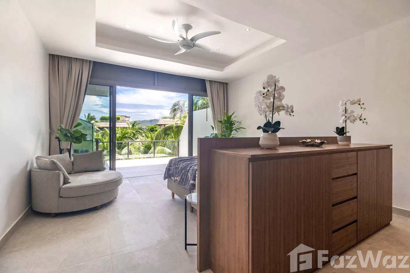 picture Stunning beachfront penthouse with a private pool and 3 bed - 27/35