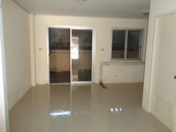 picture FOR SALE  TOWNHOUSE PROPERTY  1870000 BAHT. - 7/8