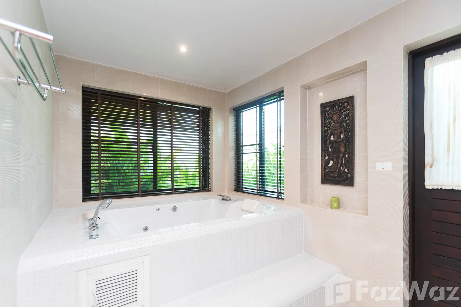 2 Bedroom Villa for rent in Choeng Thale, Phuket  1374494 - image 3