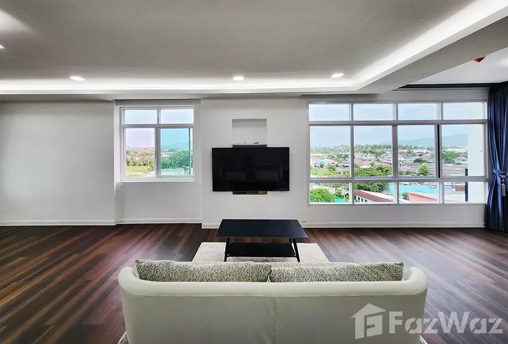 picture THE BEST 2 bedroom penthouse TOP floor CORNER Unit - 2/29