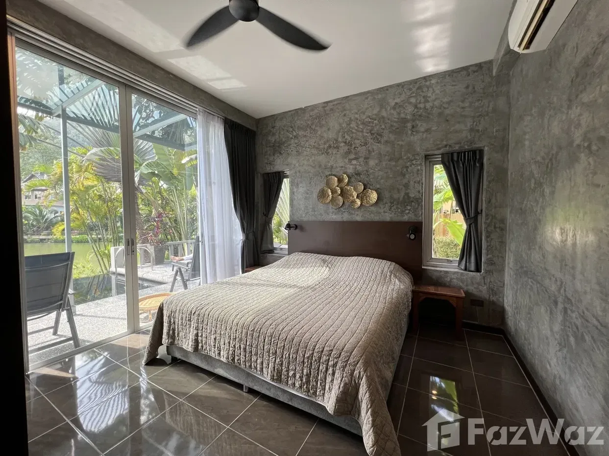 picture Renovated 4 Bedroom Lakefront Villa in Casa Sakoo - 15/24