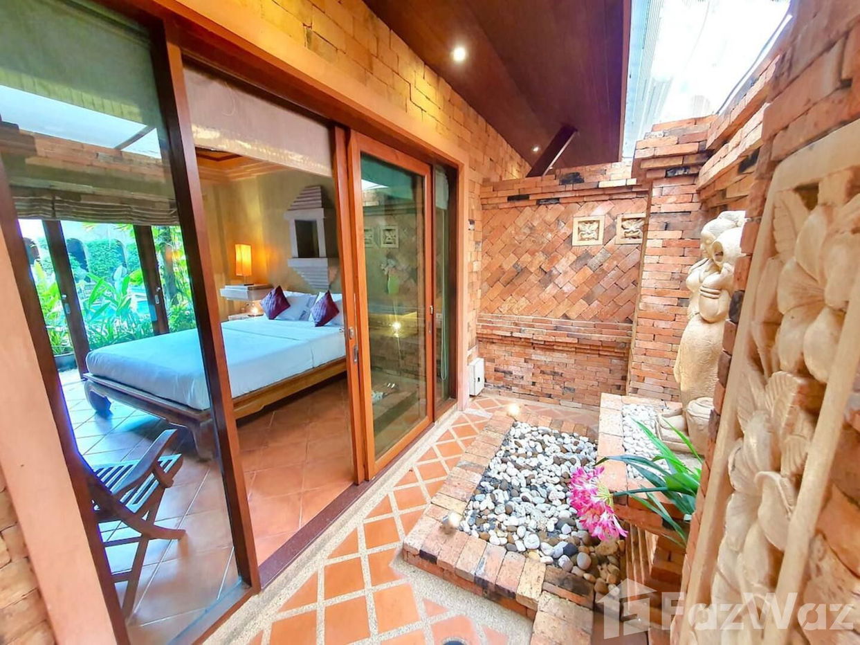 picture Stunning Balinese - Style Villa For Sale - 13/24