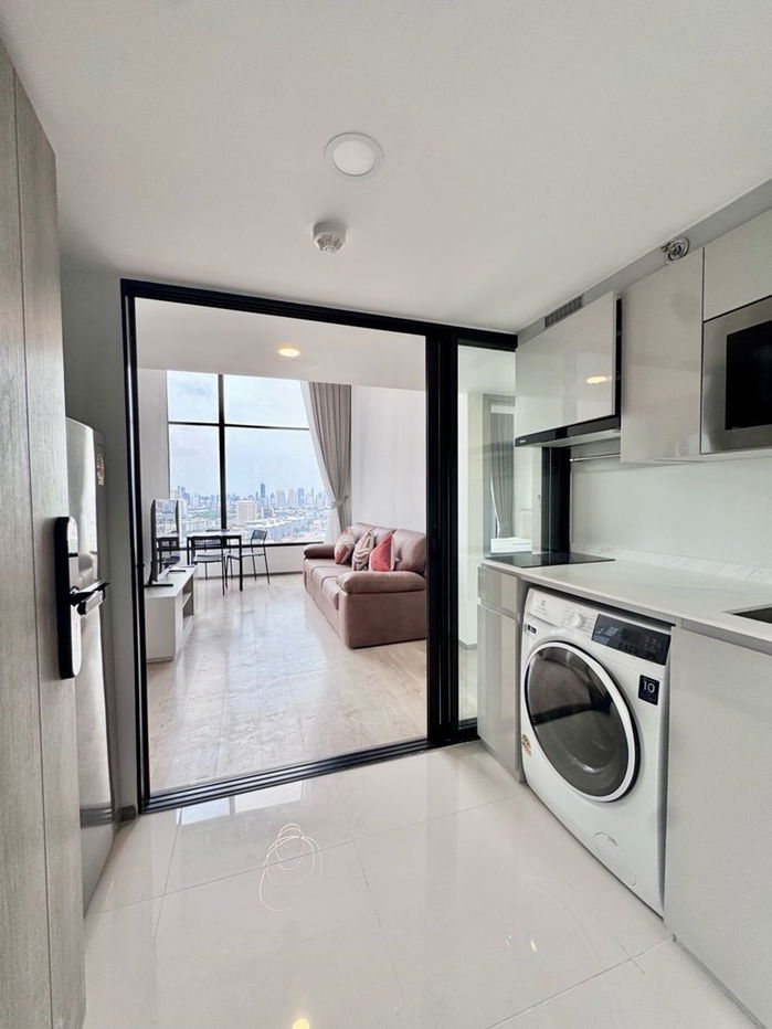 รูป 🔐#OL2304_183🔐 ว่างพร้อมอยู่ 🗓️𝐅𝐨𝐫 𝐑𝐞𝐧𝐭 ( 48 𝐬𝐪𝐦.  Duplex Duo Space 2Bed, 1𝐛𝐚𝐭𝐡 ) 𝐒𝐎𝐇𝐎 𝐁𝐚𝐧𝐠𝐤𝐨𝐤 𝐑𝐚𝐭𝐜𝐡𝐚𝐝𝐚 - รูปที่ 3/18