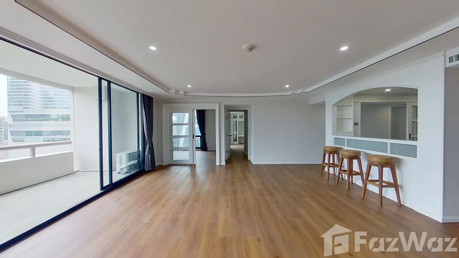 picture Newly Renovated Large Unit for Sale - 2/17