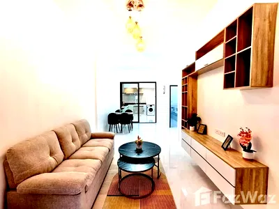 Townhouses for rent Bang Lamung Chonburi : 2 Bedroom Townhouse for rent in Nong Prue, Chon Buri