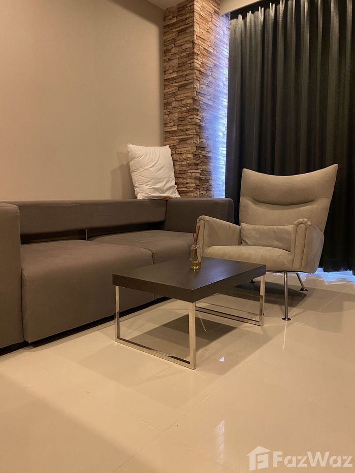 picture Live in Luxury for Less - 2-Bed in M Silom - 3/17