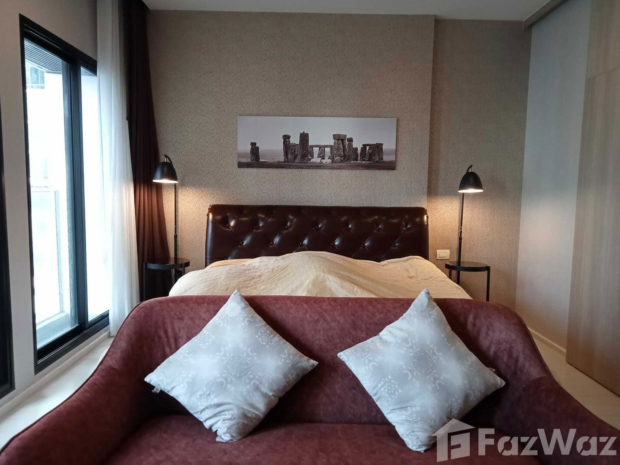 picture The Perfect Balance: Charismatic Condo Living in the Heart of Bangkok 1123858 - 1/5