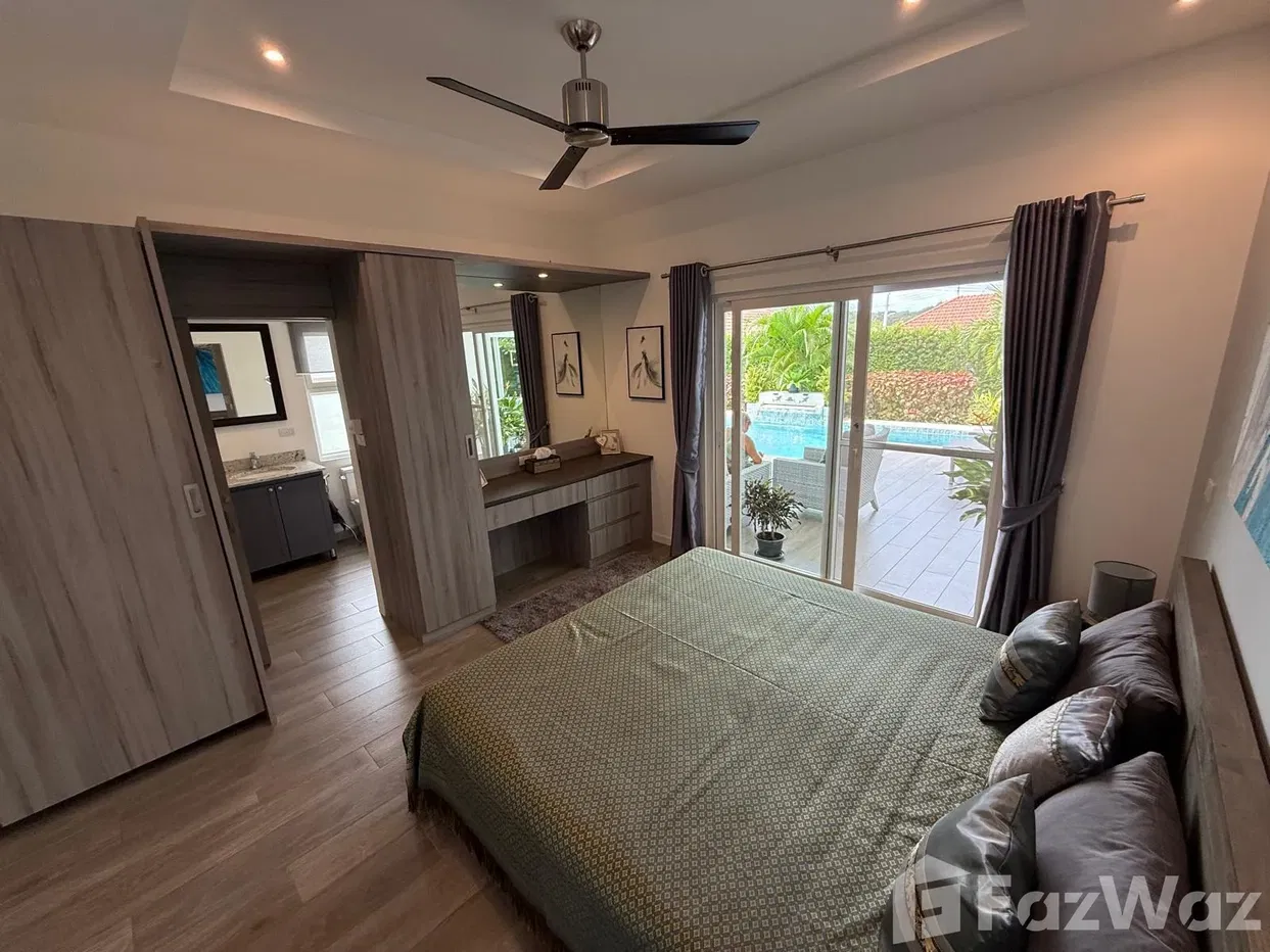 picture Spacious 3 bed 2 bath Home with Scenic Views and Privacy - 38/50