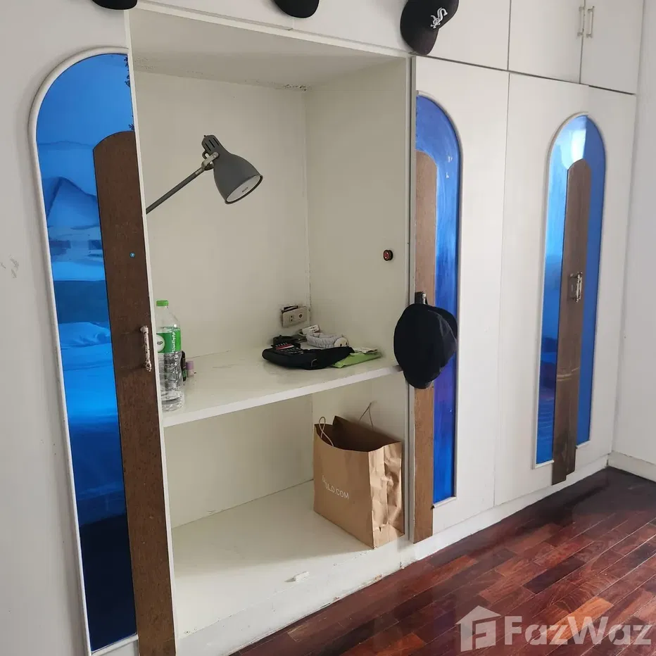 picture Spacious 3-Bedroom Condo at Regent on the Park 1 - 7/21