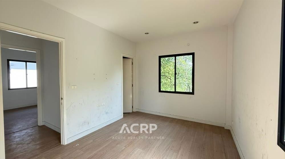 picture For Sale: 2-Storey Detached House at Serene Kanlapaphruek – Spacious Home at a Special Price! - 13/18