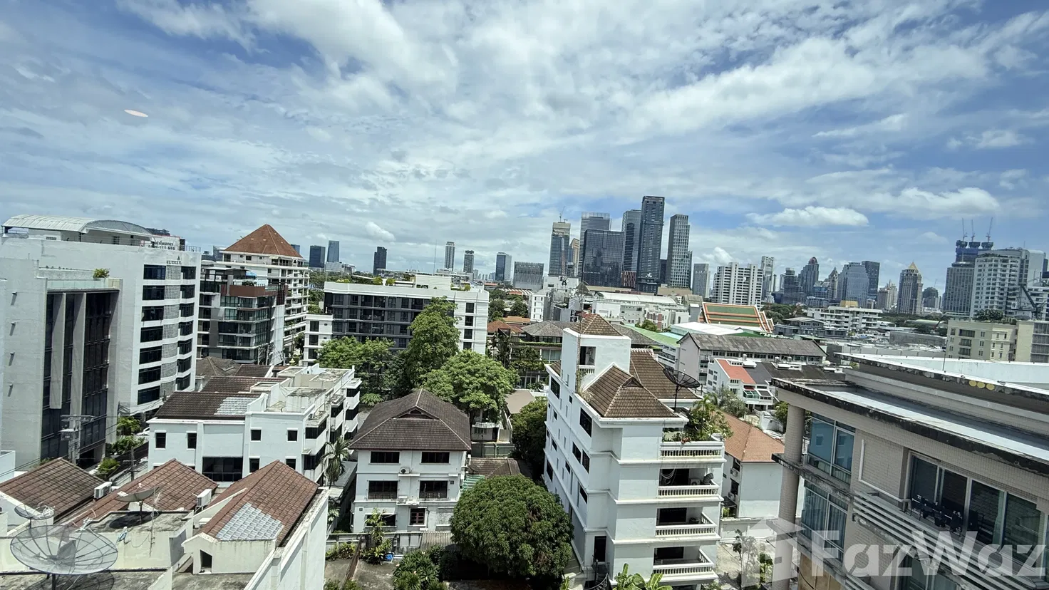 picture Two Bedrooms Condo For Sale & Rent - 26/28