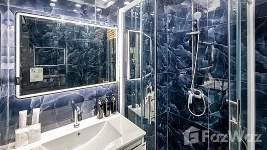 picture Ultra Modern Apartment For Sale - 14/18