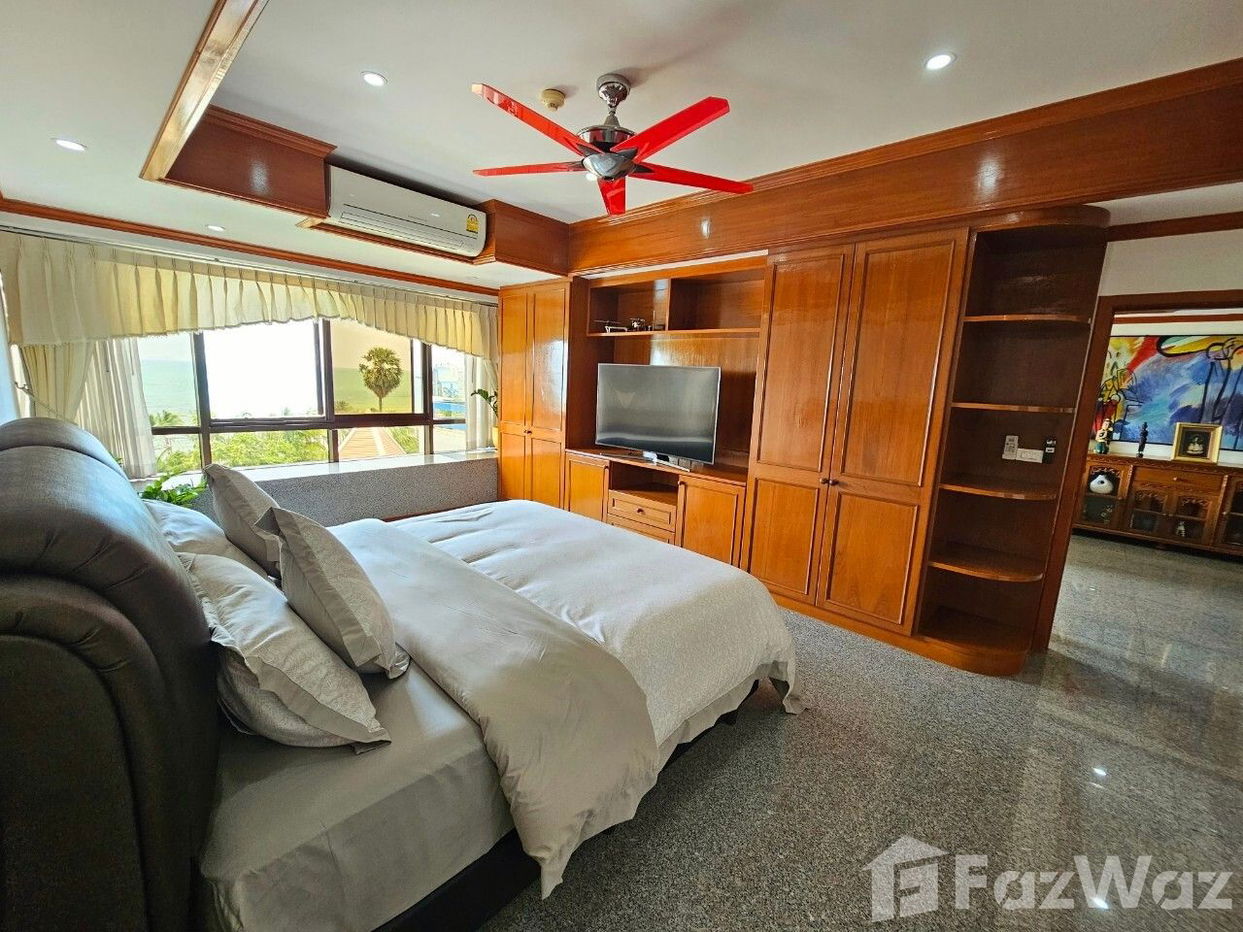 picture Condo next to Jomtien Beach, Dongtan Curve. 180 degree sea - 10/31