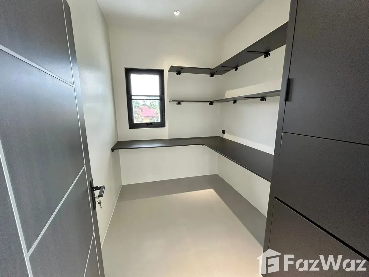 picture 4 Bedroom Villa for rent in Rawai, Phuket 5653097 - 17/36