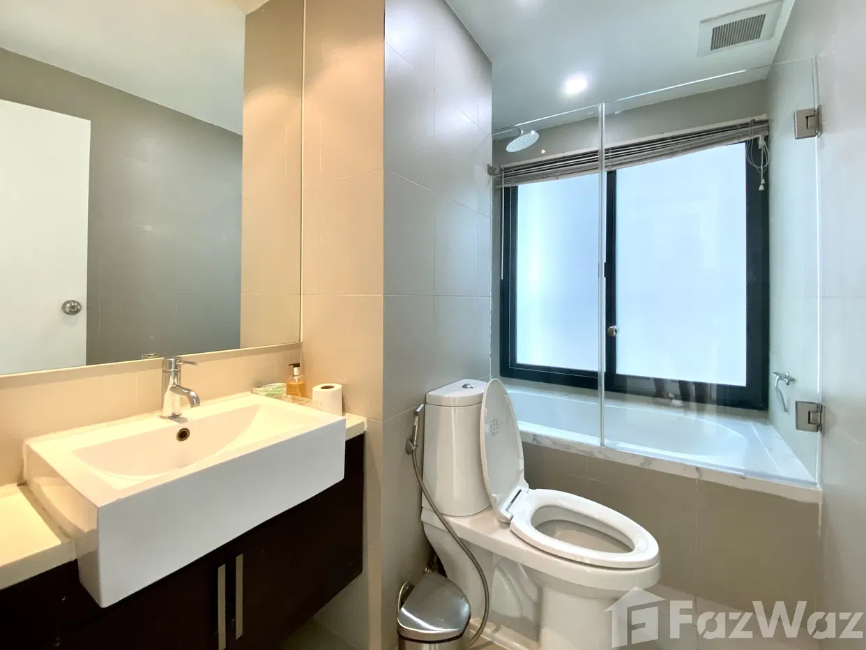 picture Stunning corner 1-bed, connected to BTS Thonglor - 9/10