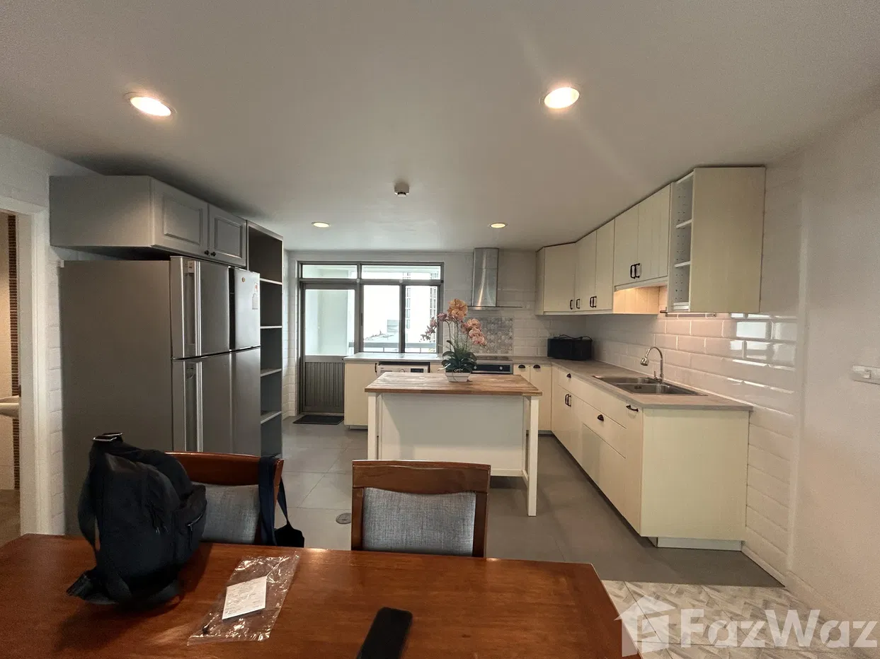 picture 3 bedrooms - 12/22