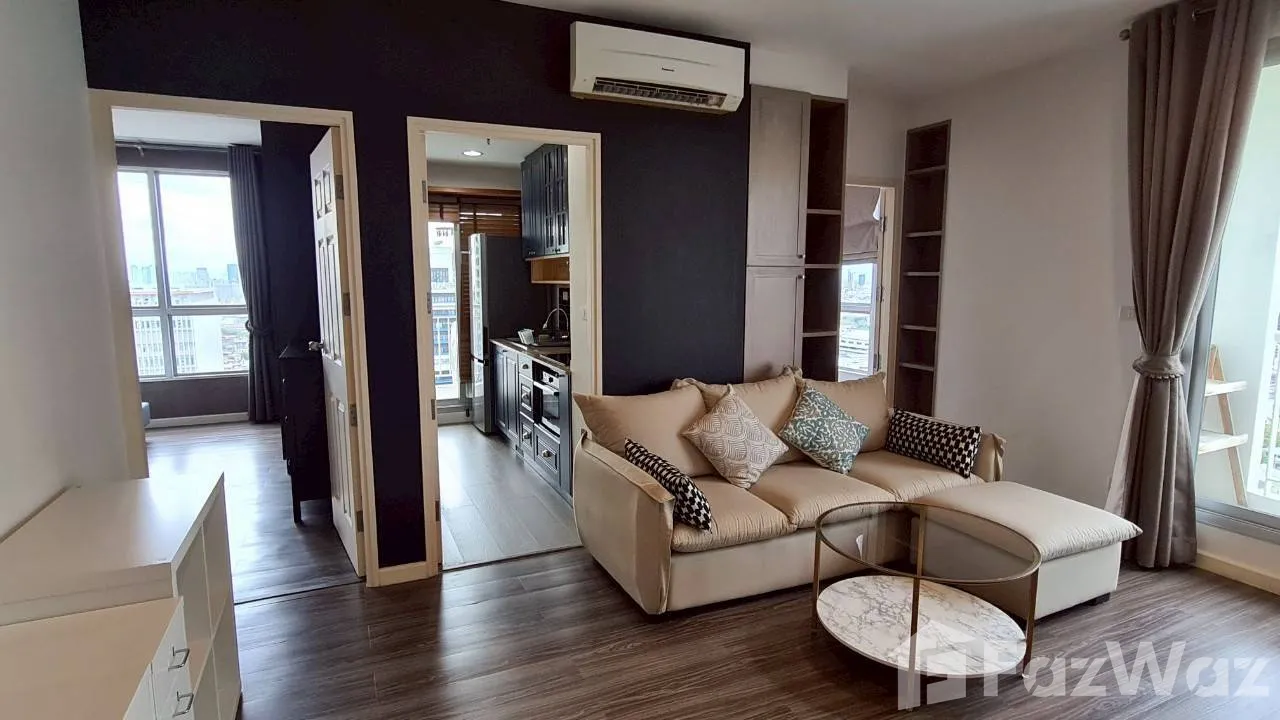 picture Newly Renovated unit 5586292 - 3/6