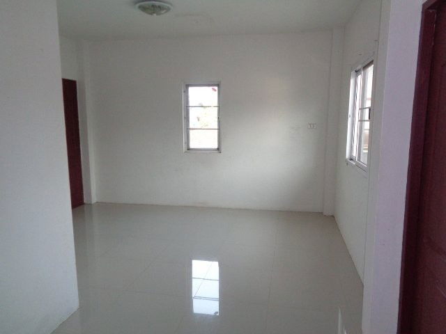 picture FOR SALE  TOWNHOUSE PROPERTY  2380000 BAHT. - 3/8