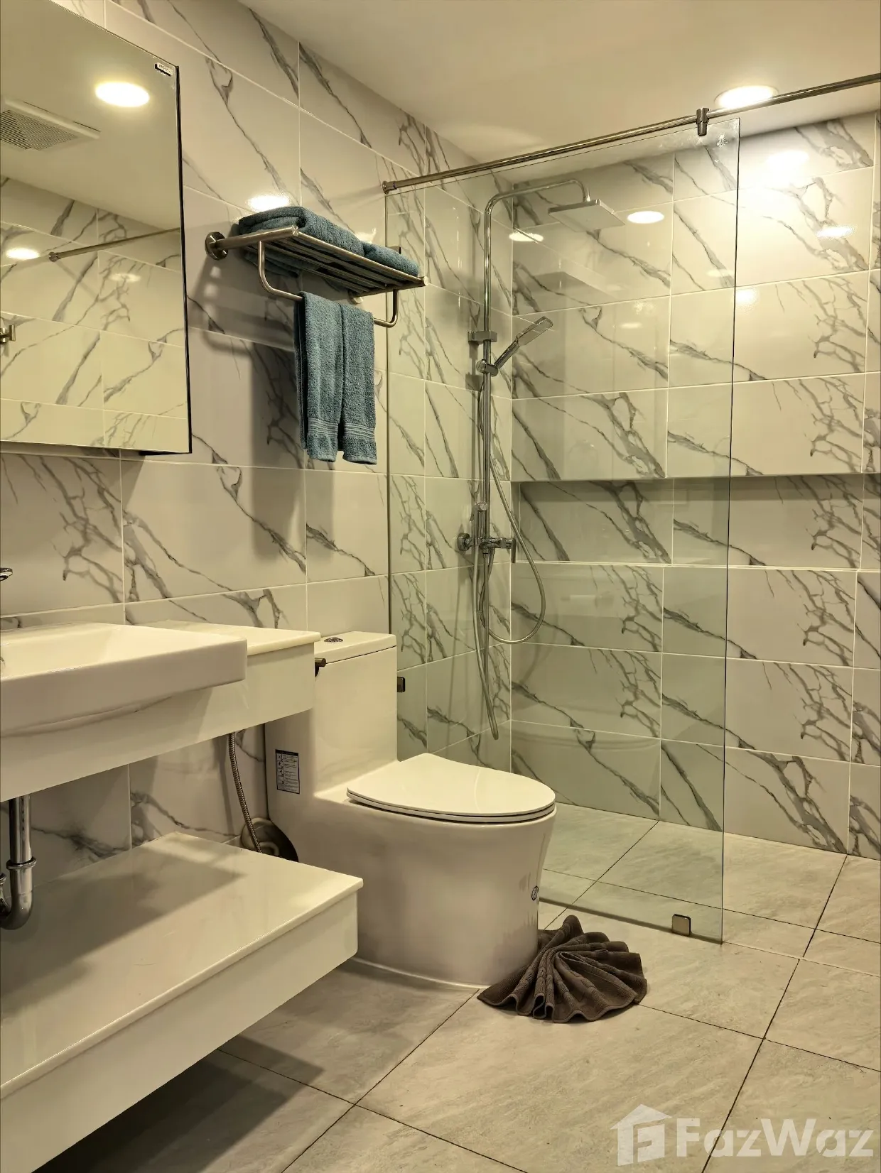 Newly Renovated Two Bedroom Apartment For Long Term Rent 1962170 - image 5