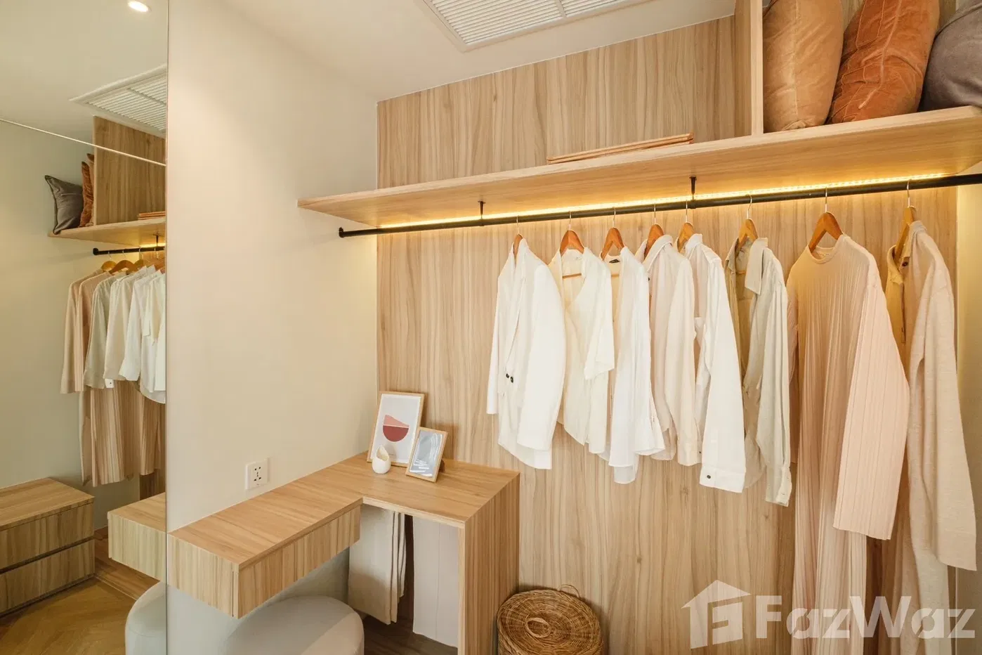 picture 2 Bedroom Condo for sale at Noble Reveal - 15/19