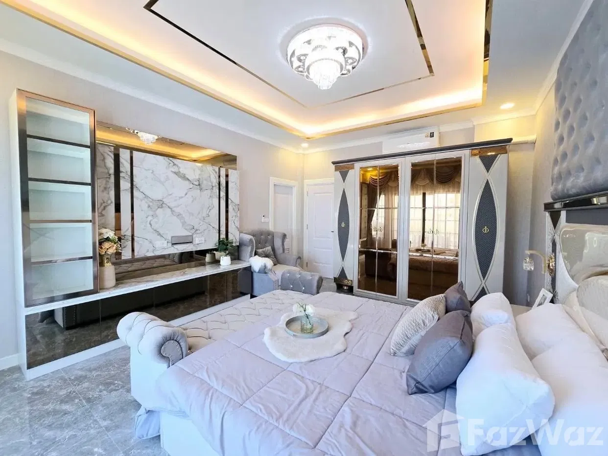 picture 3 Bedroom House for sale in Na Kluea, Chon Buri - 12/38