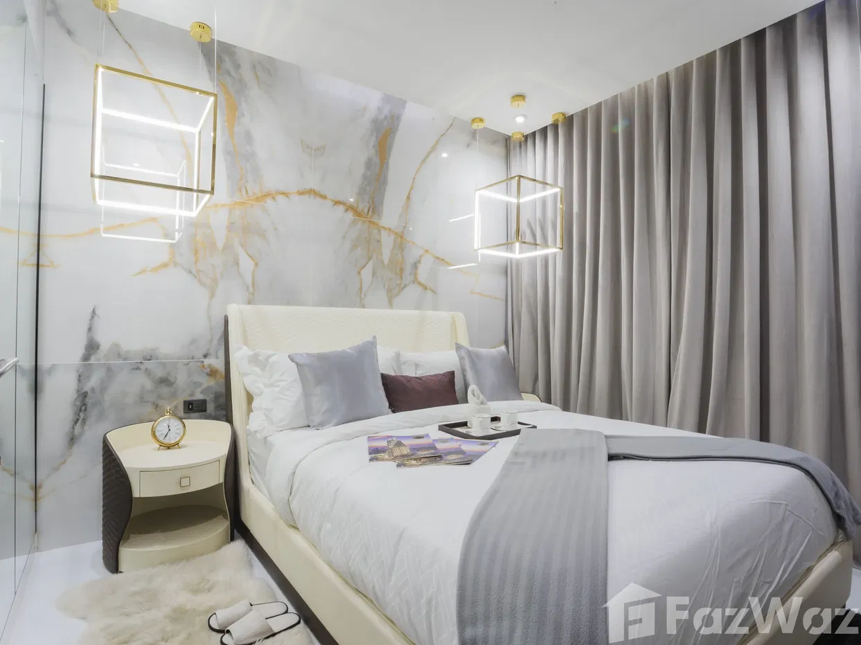 picture Grand Solaire 1 Bedroom Unit with Koh Larn View - 2/7