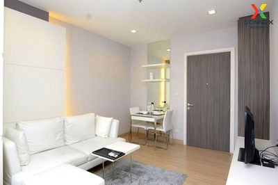 Condos for rent BTS Saphan Taksin : 🔥🔥🔥 FOR RENT condo Urbano Absolute Sathorn - Taksin , nice view , high floor , BTS-Krung Thon Buri , Khlong Ton Sai , Khlong San , Bangkok , CX-05832 ✅ Live chat with us ADD LINE @connexproperty ✅ 🔥🔥🔥