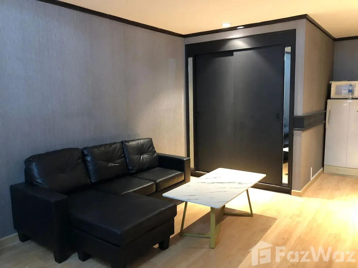 picture Large Studio Beachfront for Sale and Rent - 2/18