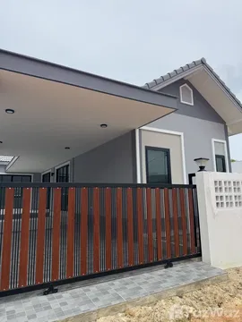 3 Bedroom Villa for sale in Nong Kae, Prachuap Khiri Khan
