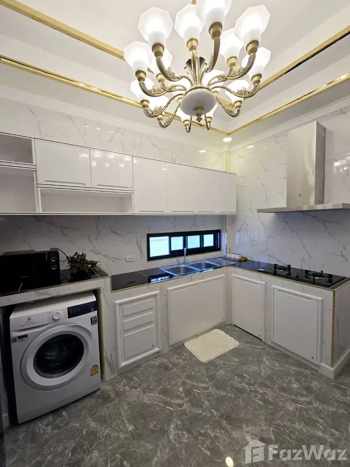 picture 3 Bedroom House for sale in Na Kluea, Chon Buri - 29/38